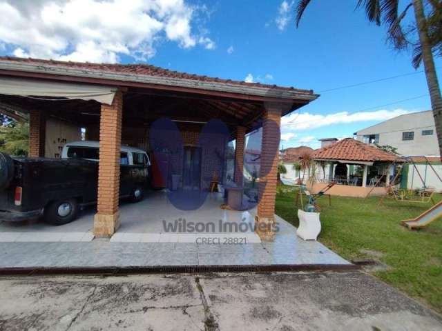 Casa com 3 quartos à venda no Residencial Santa Izabel, Taubaté  por R$ 970.000