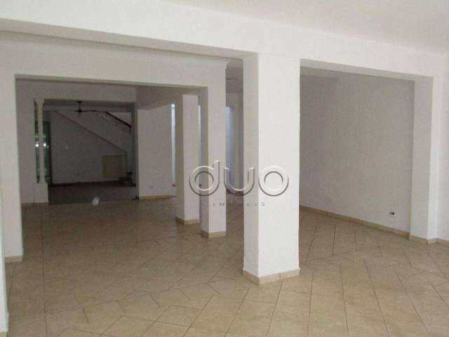 Casa com 3 dormitórios, 265 m² - venda por R$ 750.000,00 ou aluguel por R$ 2.900,00/mês - Centro - Piracicaba/SP