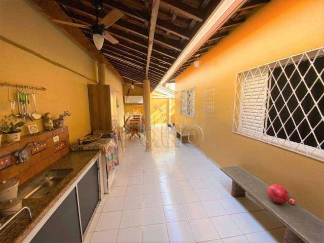 Casa com 3 dormitórios à venda, 214 m² por R$ 600.000,00 - Prezotto - Piracicaba/SP