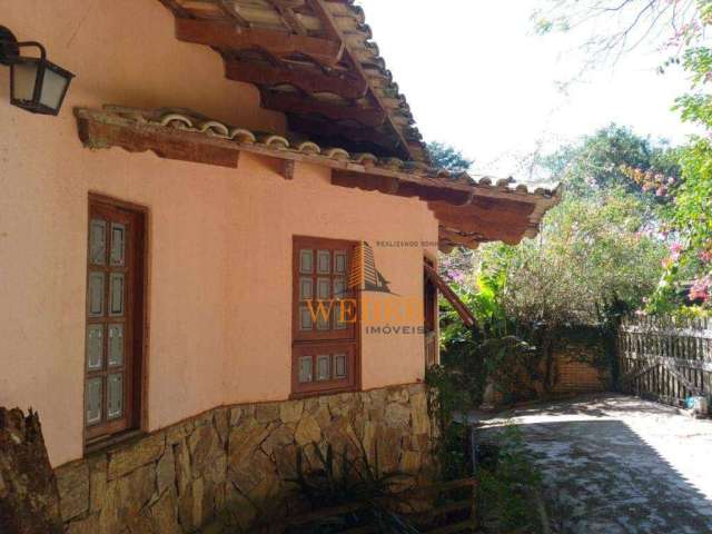 Casa com 4 dormitórios à venda, 330 m² por R$ 890.000,00 - Capuava - Embu das Artes/SP