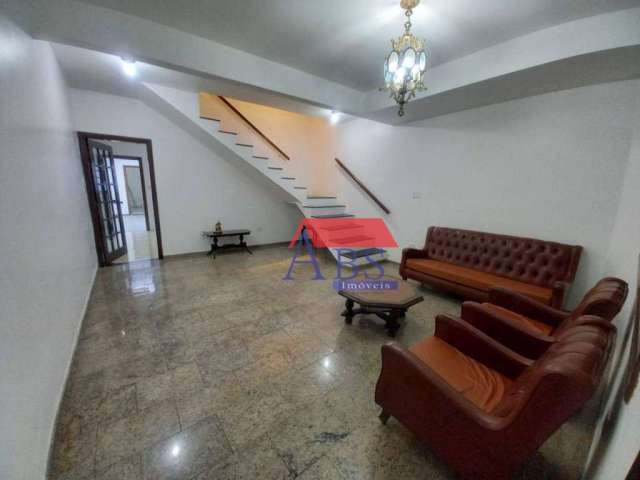 Sobrado com 3 dormitórios à venda, 160 m² por R$ 899.000,00 - Centro - São Vicente/SP