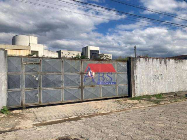 Terreno comercial com ótima localização.