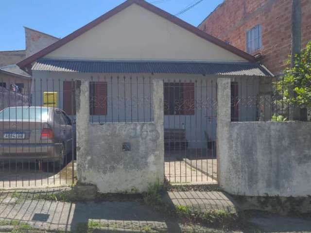 Casa com 3 quartos à venda na Aparecida Callegarine Barreto, Atuba, Curitiba por R$ 220.000