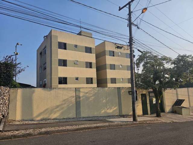 Apartamento com 2 quartos para alugar na Rua Gregório de Matos, Campo Pequeno, Colombo por R$ 1.000