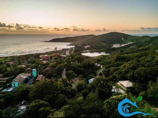 Casa a venda, 3 quartos, vista mar, Praia do Rosa.