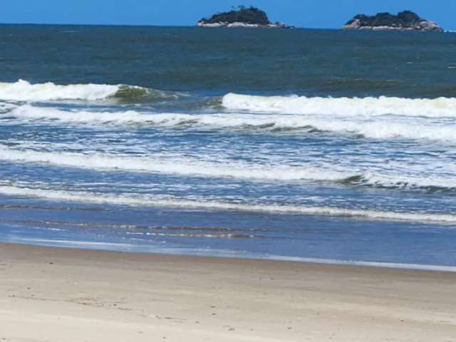 Lindo Terreno frente Mar em Itaguaçu