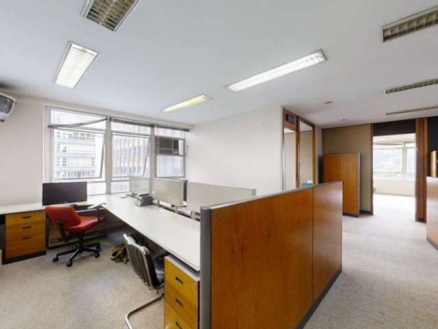 Conjunto comercial  para venda, 128m²