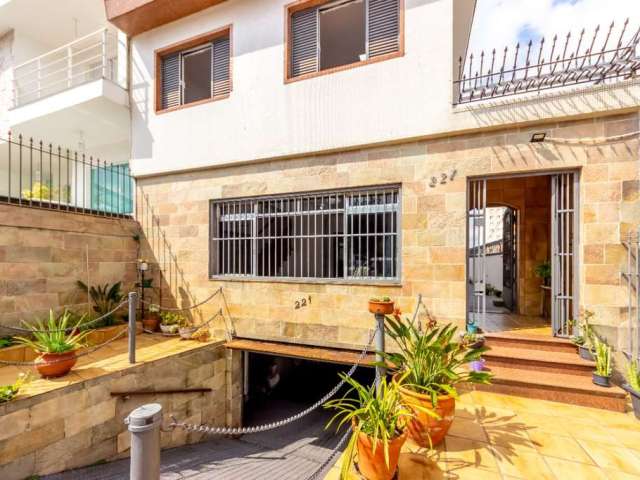 Casa tipo  para venda com 3 quartos, 278m²