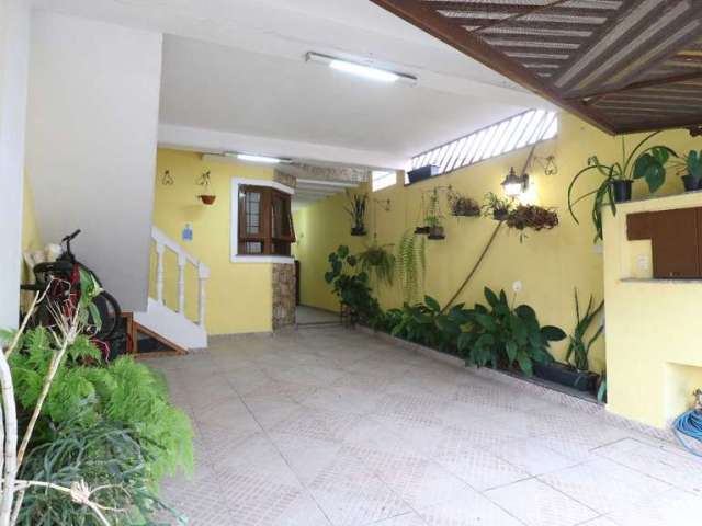 Casa tipo  para venda com 3 quartos, 125m²