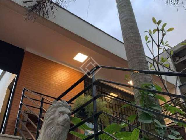 Casa 3 dormitórios sendo 1 suíte para venda em São Paulo - SP