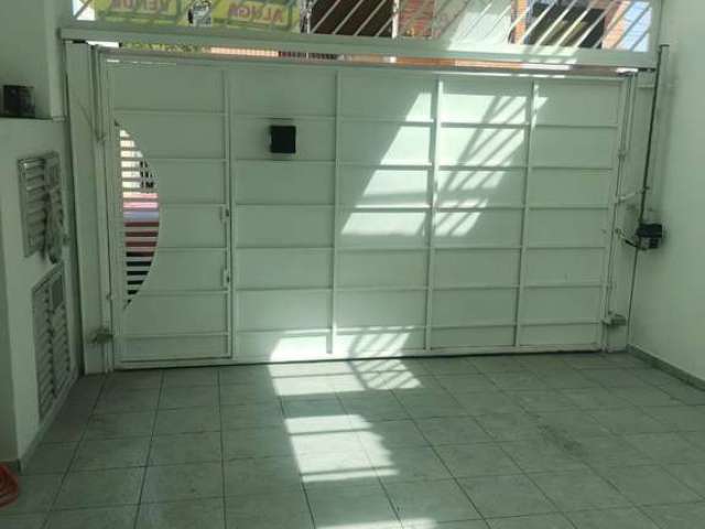 Agradável casa tipo  para locação com 4 quartos, 130m²