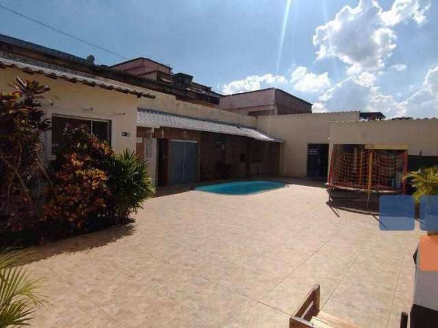 Casa com piscina à venda por R$ 750.000 - Vila Nova Vista - Sabará/MG