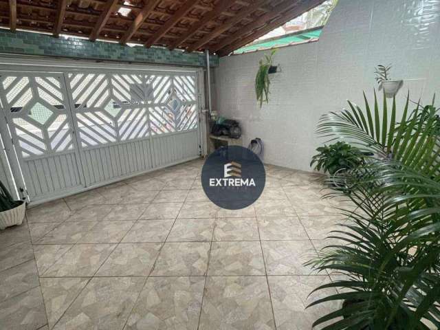 Casa com 3 dormitórios à venda, 105 m² por R$ 720.000 - Tupi - Praia Grande/SP