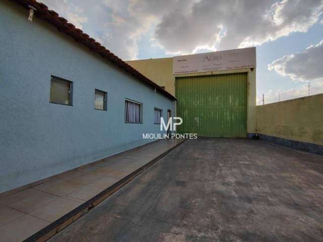 Barracão à venda, 210 m² por R$ 420.000,00 - Jardim Santa Rosa - Jaboticabal/SP