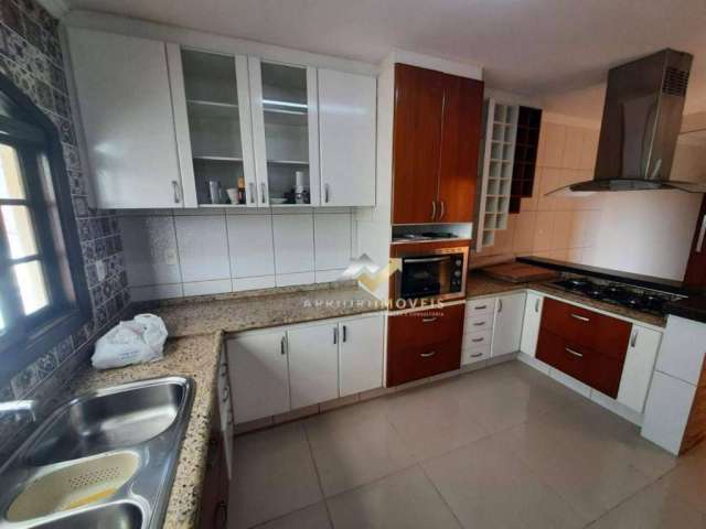 Sobrado com 3 dormitórios à venda, 204 m² por R$ 750.000,00 - Jardim Teles de Menezes - Santo André/SP