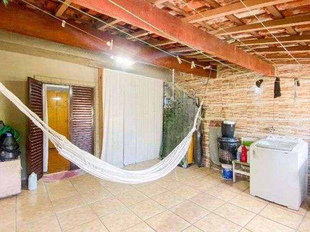 Sobrado com 3 dormitórios à venda, 195 m² por R$ 487.000,00 - Jardim Marek - Santo André/SP