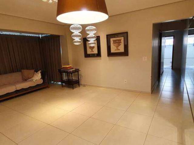 Apartamento - Padrão, para Venda em Uberlândia/MG