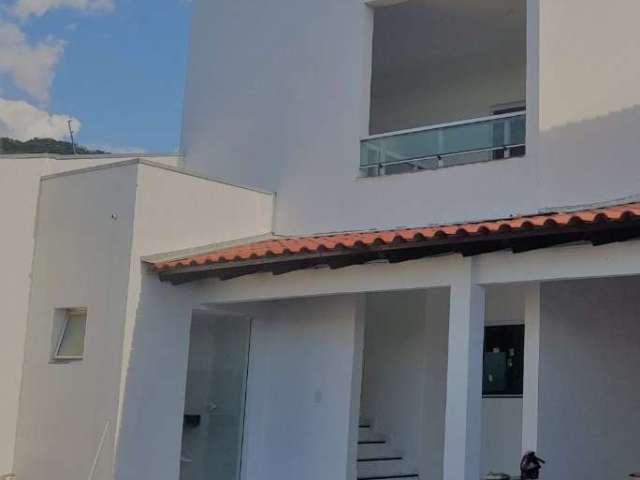 Apartamento - Padrão, para Venda em Uberlândia/MG