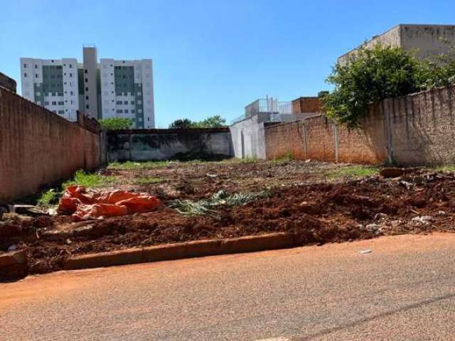 Terreno - Em rua, para Venda em Uberlândia/MG