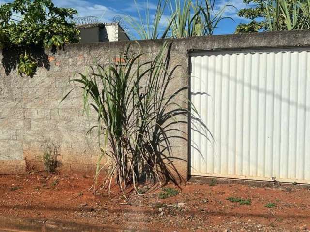 Terreno - Em rua, para Venda em Uberlândia/MG