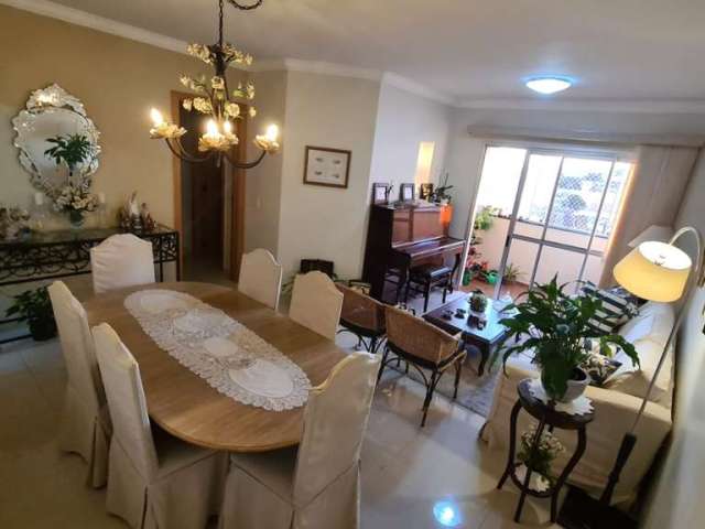 Apartamento - Padrão, para Venda em Uberlândia/MG