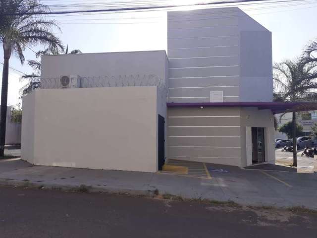 Comercial - Prédio Inteiro, para Aluguel em Uberlândia/MG