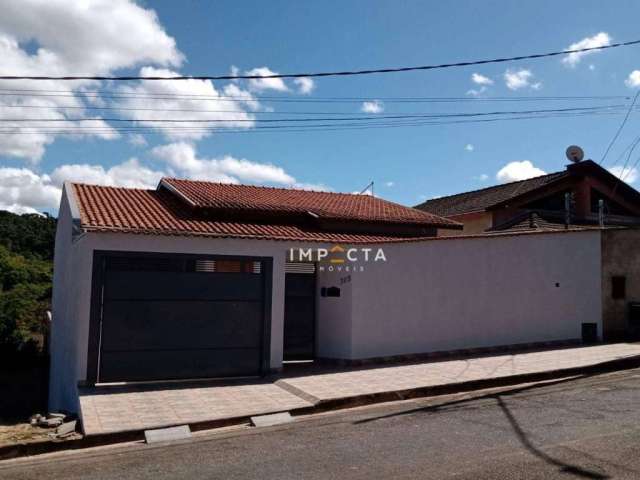 Casa com 3 dormitórios à venda, 214 m² por R$ 750.000,00 - Colinas de Santa Bárbara - Pouso Alegre/MG