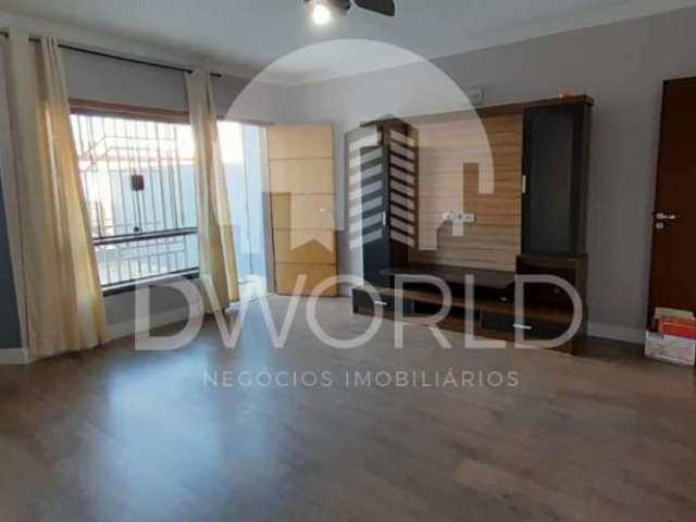 Excelente sobrado - 206m² 3 dormitórios, terraço e 4 vagas!