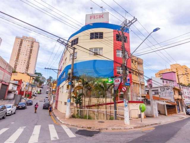 Prédio inteiro à venda ou para locação em Centro - SP