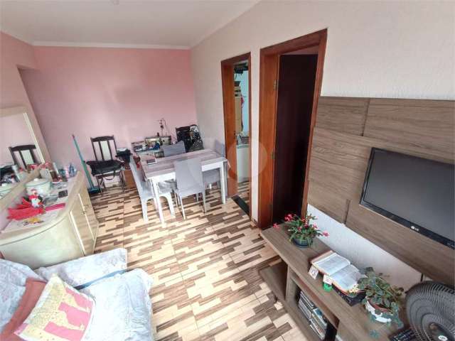 Apartamento com 2 quartos à venda em Alves Dias - SP