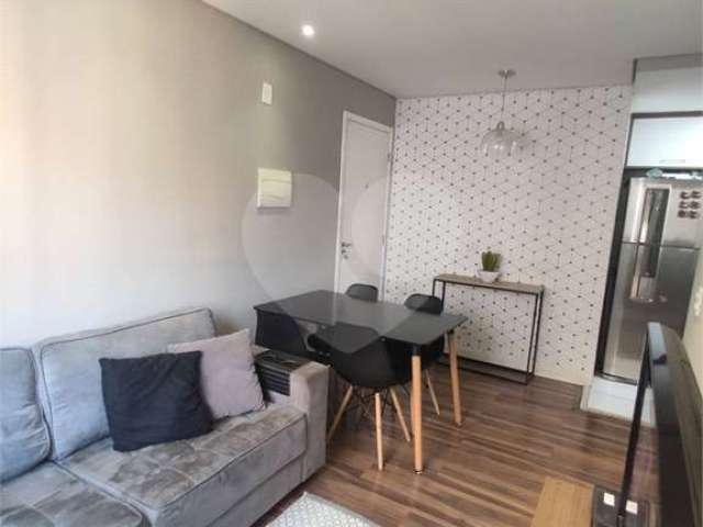 Apartamento com 2 quartos à venda em Canhema - SP