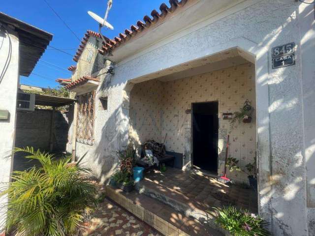 Casa à venda em Duque de Caxias, Parque Lafaiete, com 2 quartos, com 100 m²