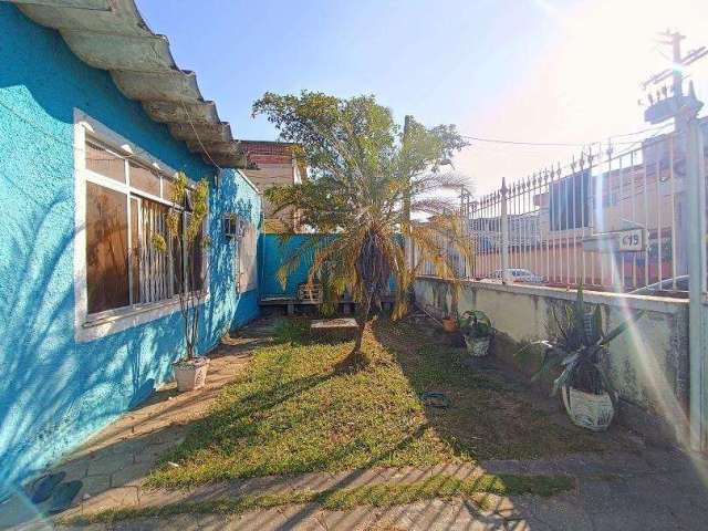 Casa à venda em Duque de Caxias, Parque Laguna e Dourados, com 3 quartos, com 123 m²