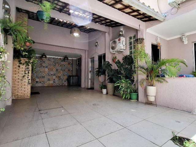 Casa à venda em Duque de Caxias, Vila São Luís, com 3 quartos, com 120 m²