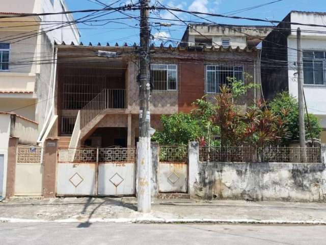 Sobrado à venda em Duque de Caxias, Parque Paulicéia, com 03 quartos, com 75.9 m²