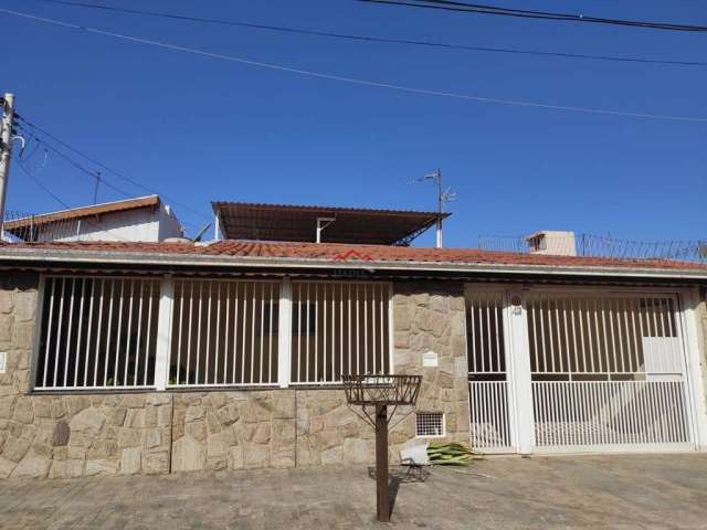 Casa com 3 quartos à venda na Rua Manoel Vitorino Pereira, 42, Jardim Danúbio, Jundiaí, 196 m2 por R$ 725.000