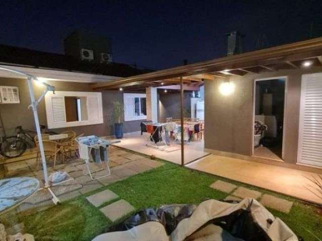 Casa com 3 dormitórios à venda, 182 m² por R$ 650.000 - Jardim Roberto Benedetti - Ribeirão Preto/SP