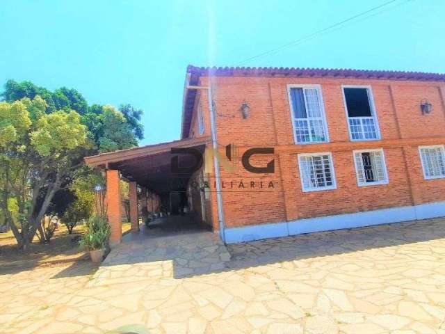 Casa com 500m2 e terreno com 1560m2, 4 quartos, 2 suites, vicente pires