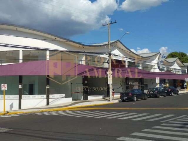 Loja comercial aproximadamente 40 m2, mezanino, otima localização