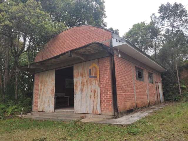 Barracão / Galpão / Depósito para alugar na Rua Luiz Bugalski, 275, Lamenha Grande, Almirante Tamandaré por R$ 3.600