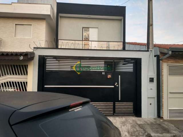 Vende Casa em Brás Cubas 3 quartos - Vila Cintra - Mogi das Cruzes / SP