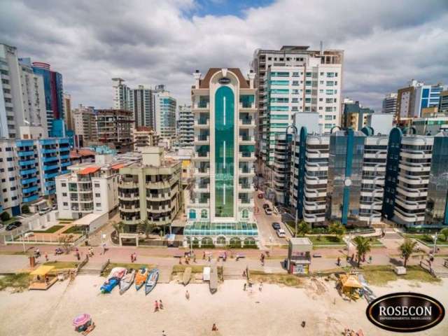 Apartamento frente mar a venda em Itapema com 3 suítes