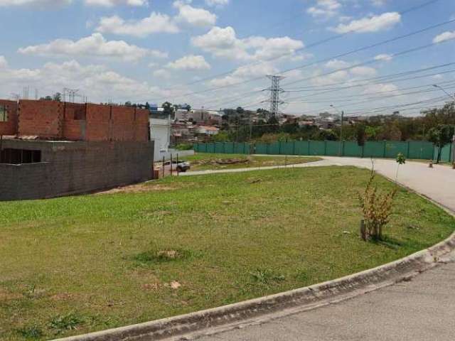 Lote de esquina no condomínio Campos do Conde