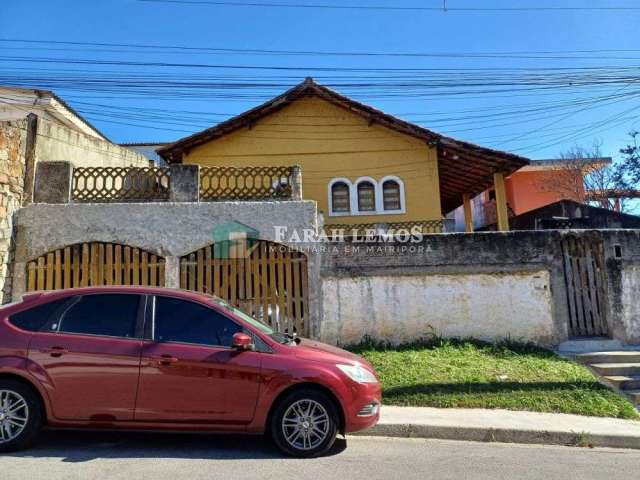 Aluga-se Casa Espaçosa e Aconchegante em Mairiporã / Bairro Jardim Oliveira *** Preço: R$ 3.000,00