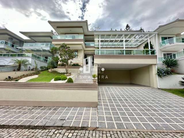 Casa duplex à venda na cidade de teresópolis rj