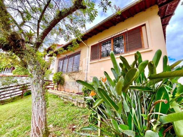 Casa linear a venda no centro da cidade de Teresópolis RJ