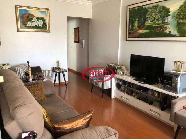 Apartamento de frente amplo e com armários