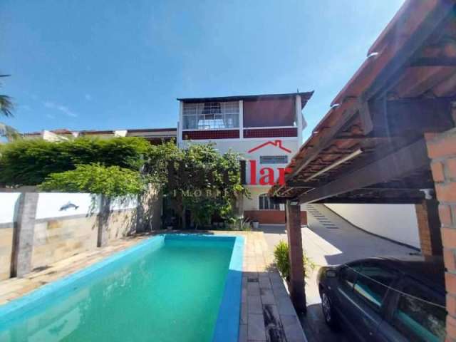 Casa com 3 quartos à venda na Rua Aiara, Higienópolis, Rio de Janeiro, 244 m2 por R$ 900.000