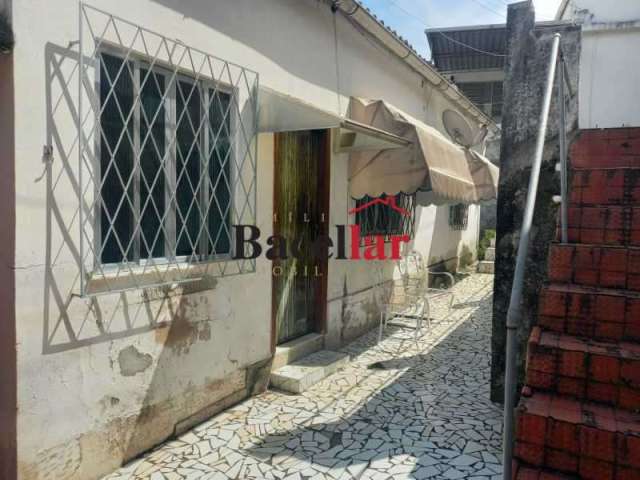 Casa com 6 quartos à venda na Rua Manuel Alves, Cachambi, Rio de Janeiro, 900 m2 por R$ 900.000