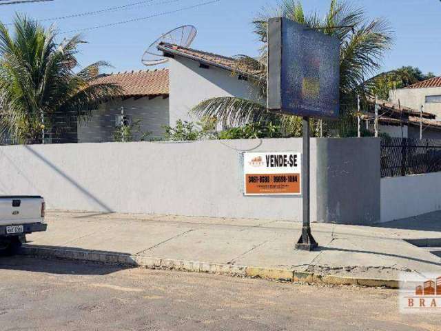 Casa com 4 dormitórios à venda, 302 m² por R$ 890.000,00 - Centro - Navirai/MS